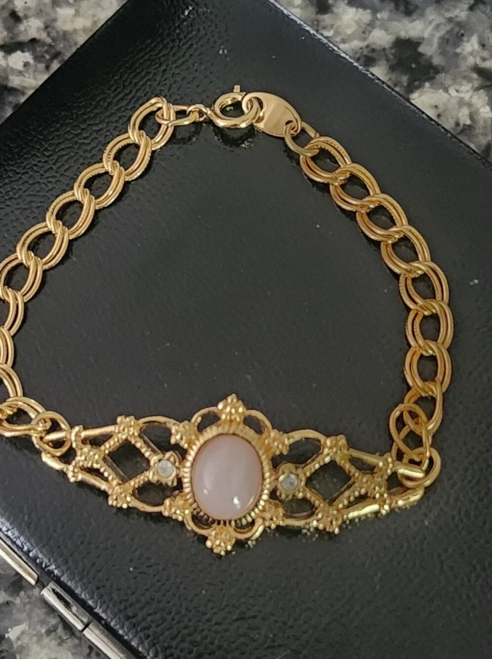 Vtg 70's Avon Gold Tone Filigree Bracelet with Rose Quartz Cabochon